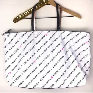 Victoria's Secret | Logo Print Large Tote w/ Zip